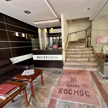 Hotel Cosmos Ruse Exterior foto