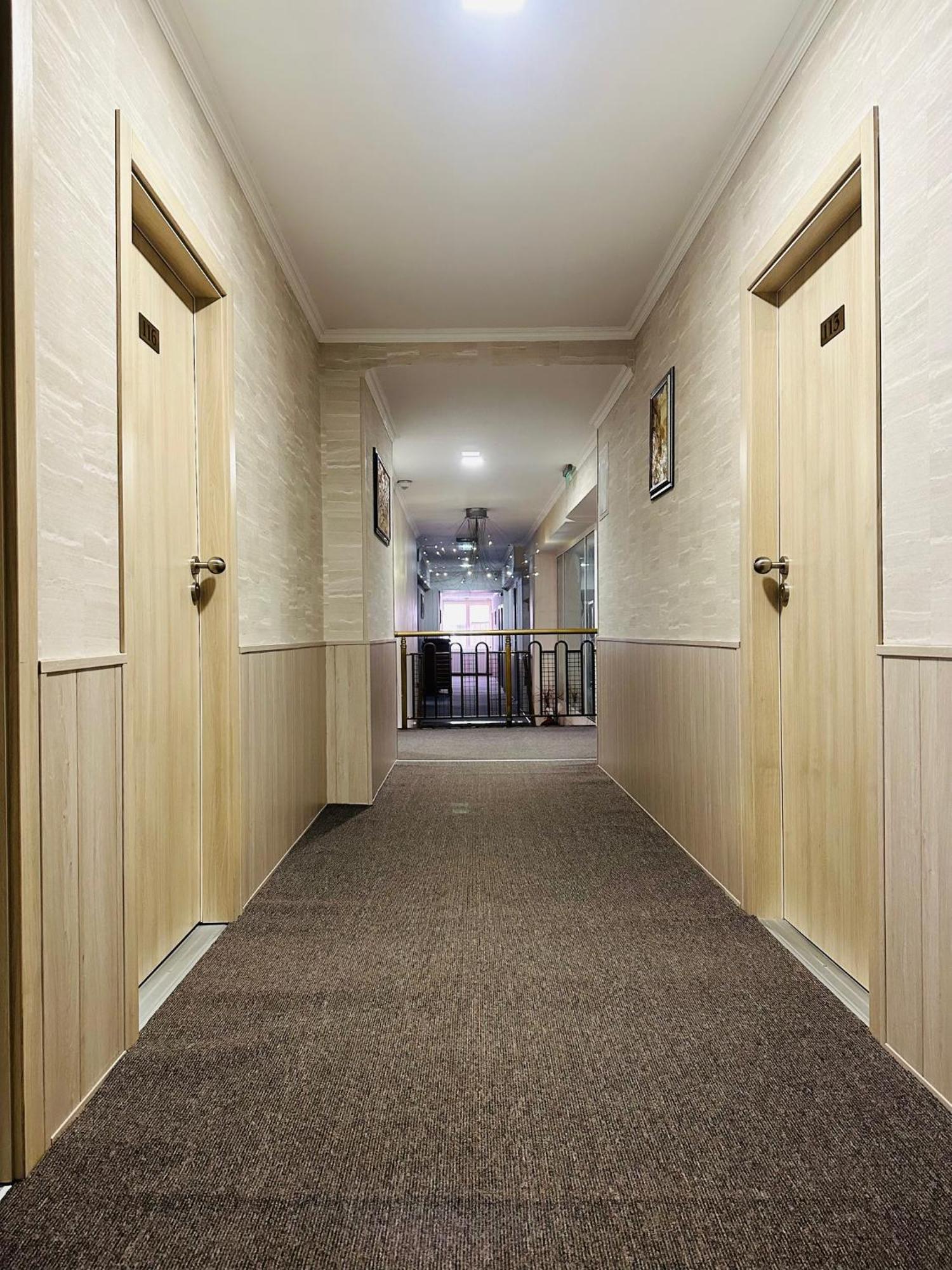 Hotel Cosmos Ruse Exterior foto