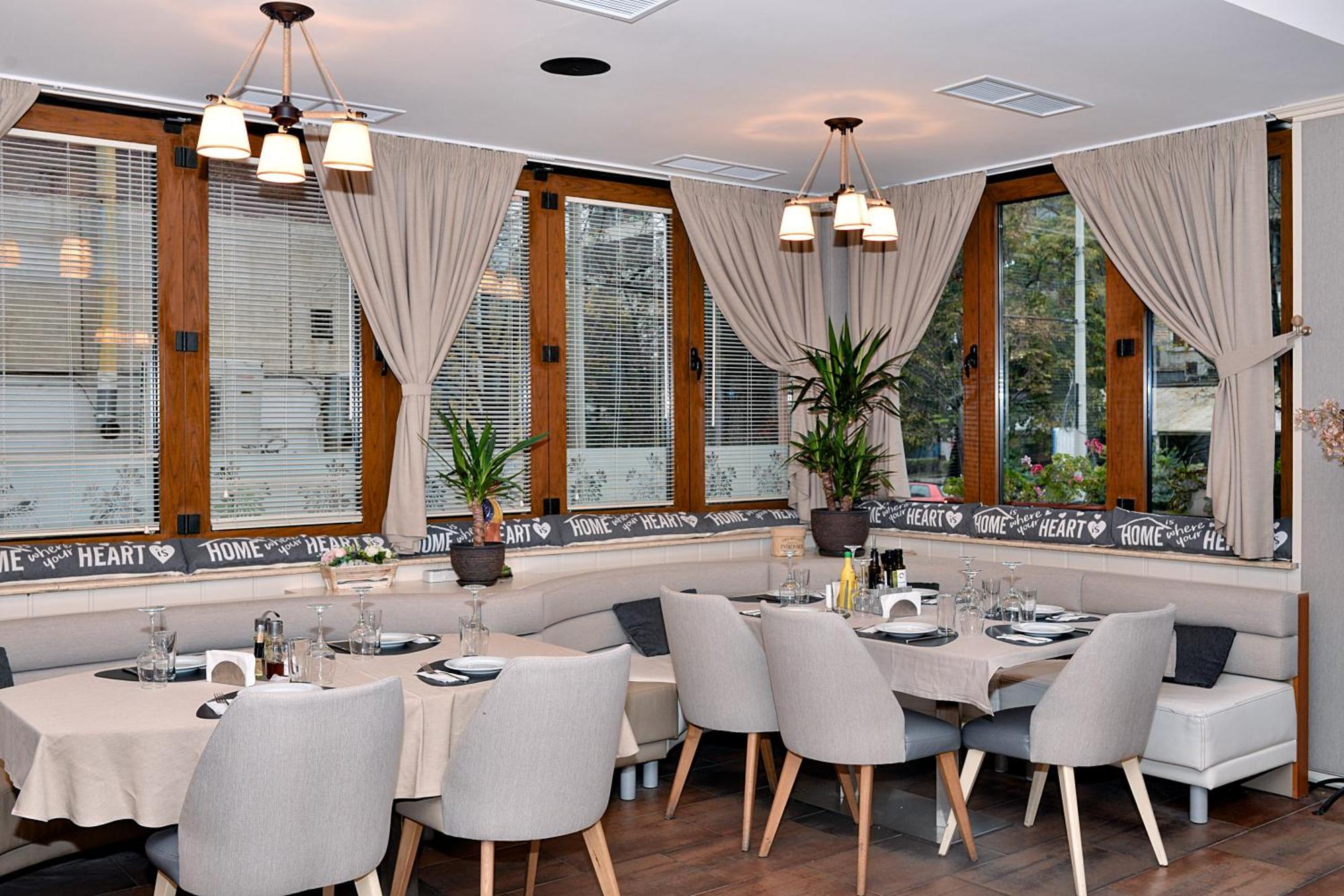 Hotel Cosmos Ruse Exterior foto